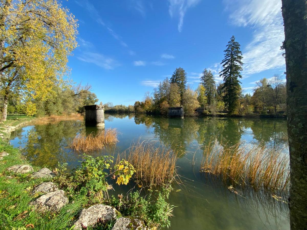 La Grande Marmite Du Lac De Vouglans Villa Pont-de-Poitte Exterior foto